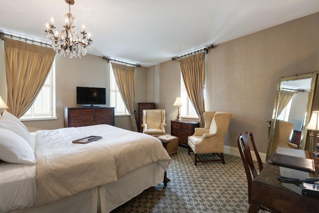 Nicollet Island Hotel